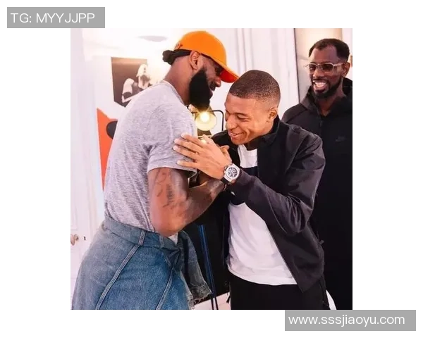 足球巨星与NBA传奇的跨界对话与友谊赛精彩瞬间回顾 足球巨星与NBA传奇的跨界对话与友谊赛精彩瞬间回顾